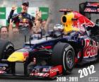 Себастьян Феттель, F1 чемпион мира 2012 года с гонки Red Bull, является молодым трёхкратный чемпион